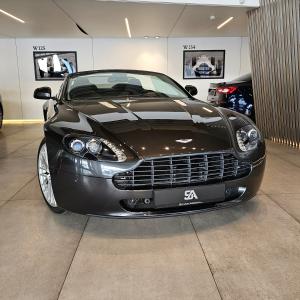 2010 Aston Martin V8 Vantage Cabrio